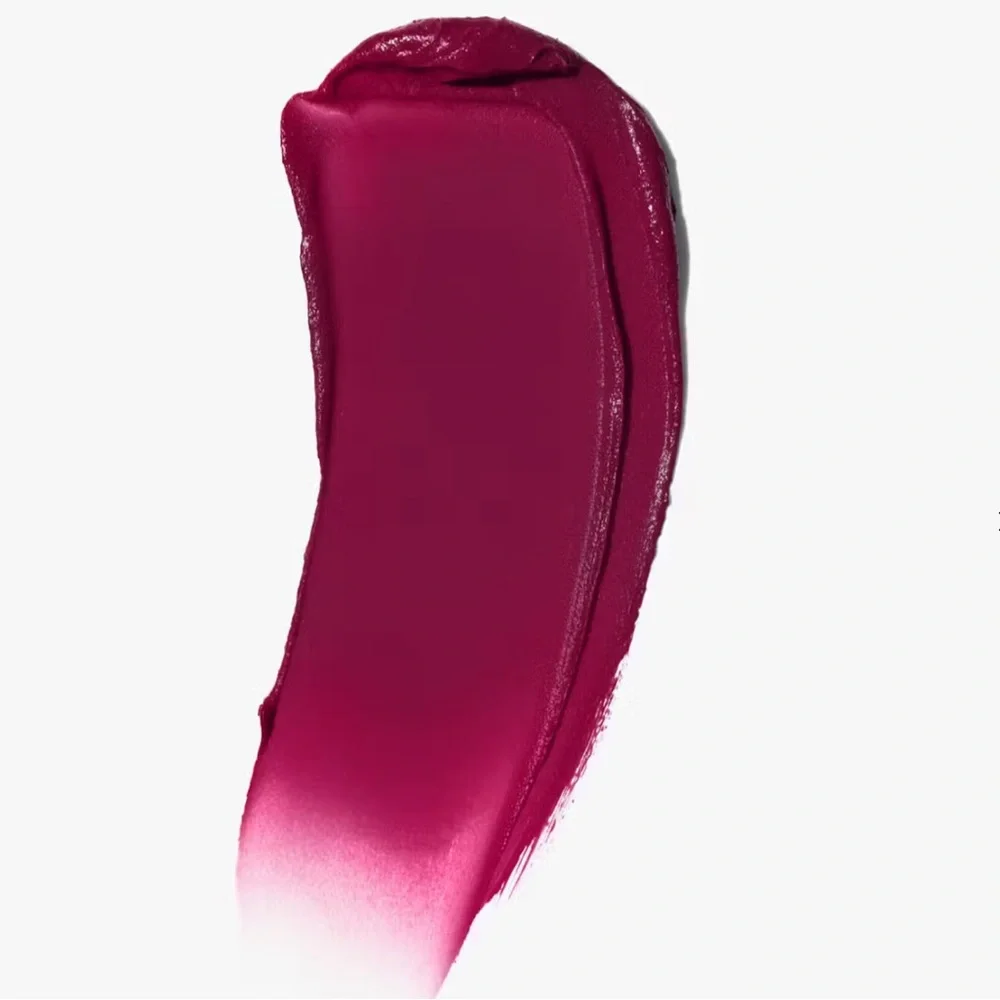 Glossier G Suit Soft Touch Lip Crème in Shade Tempo